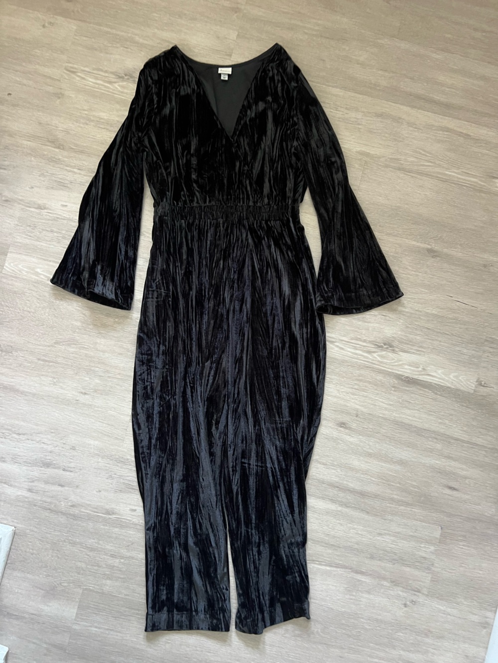 Black Crushed Velvet Long Sleeve Romper Jump Suit XL